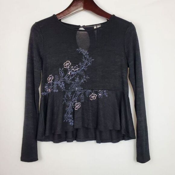 Lauren Conrad XS Black Embroidered Peplum Sweater - Picture 1 of 7